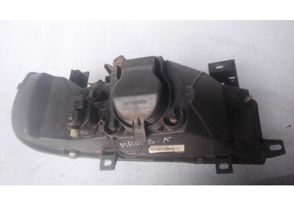 Фара права Renault master II 1998-2003р, 7700352104